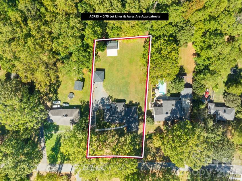 1920 Marlwood Circle, Charlotte, NC 28227.  MLS# CAR4436529, YatesRealty ID 58474. 