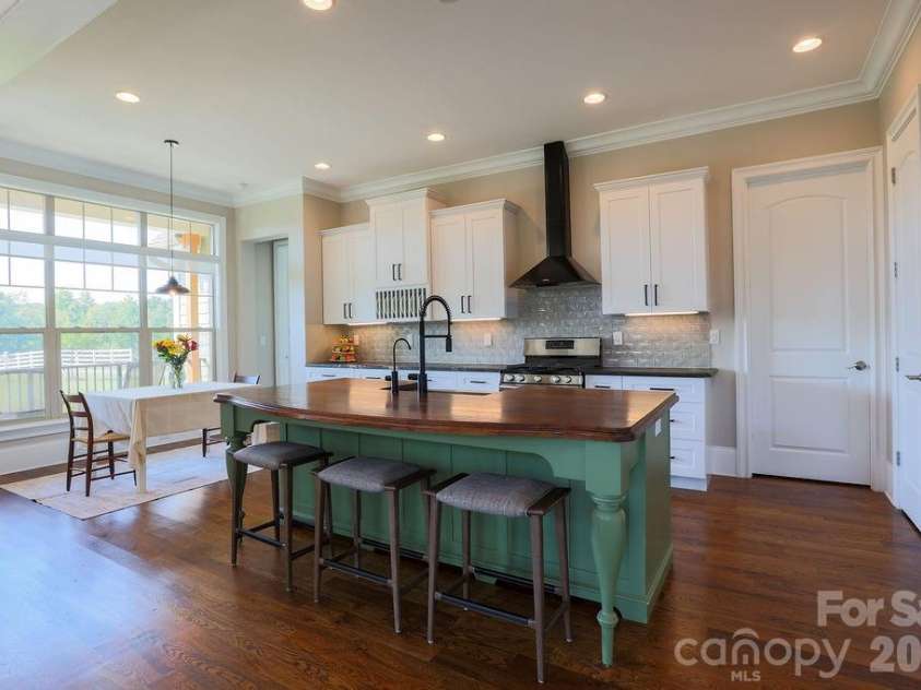 7996 Malibu Pointe Lane, Denver, NC 28037.  MLS# CAR4426331, YatesRealty ID 58475. 