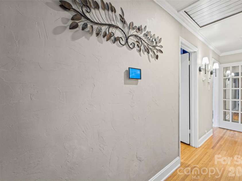 6101 Rose Valley Drive, Charlotte, NC 28210.  MLS# CAR4435631, YatesRealty ID 58476. 
