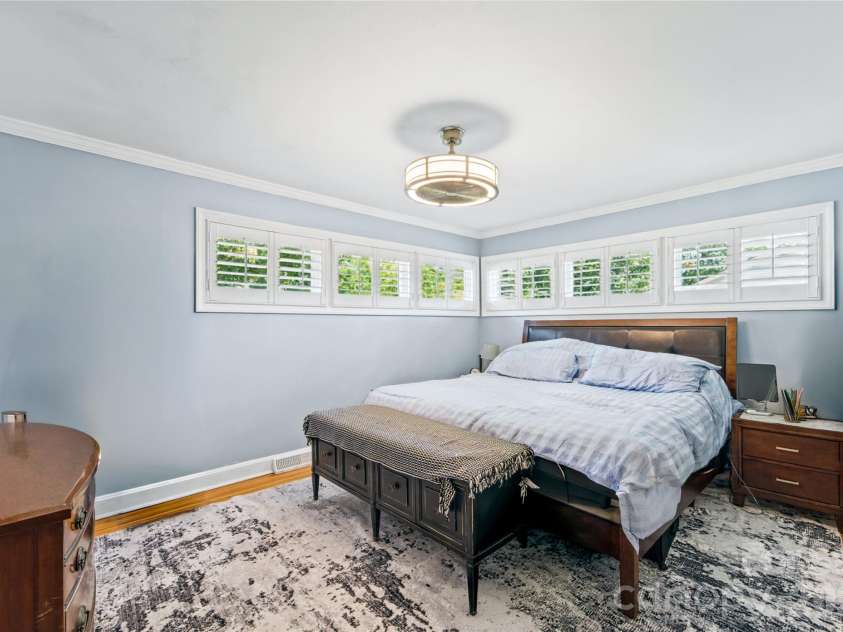 6101 Rose Valley Drive, Charlotte, NC 28210.  MLS# CAR4435631, YatesRealty ID 58476. 