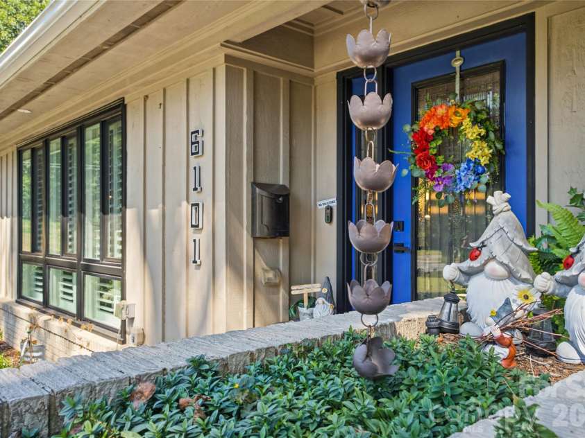 6101 Rose Valley Drive, Charlotte, NC 28210.  MLS# CAR4435631, YatesRealty ID 58476. 