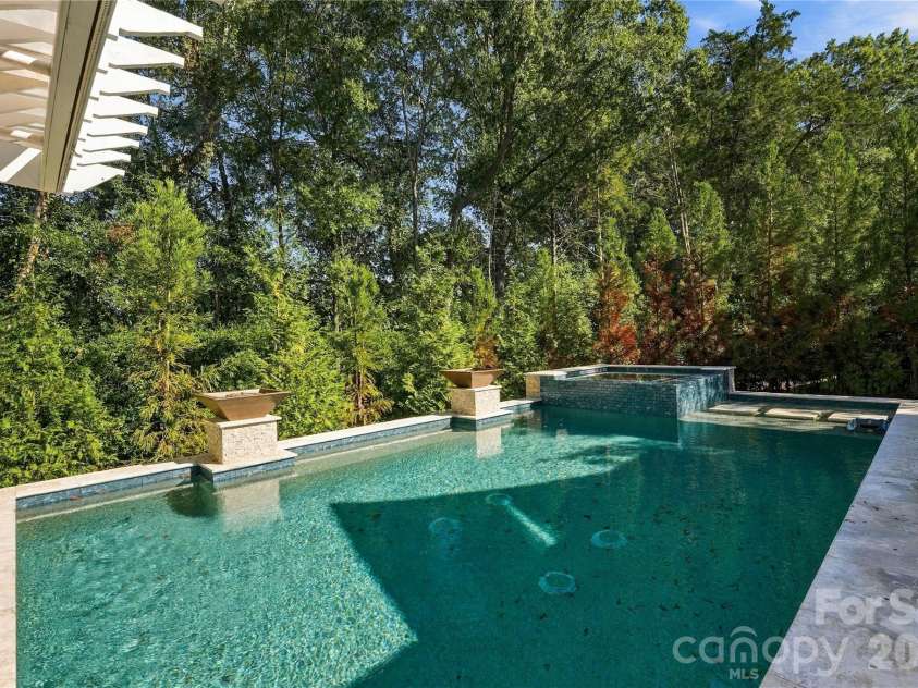 8916 Blakeney Drive, Charlotte, NC 28277.  MLS# CAR4435647, YatesRealty ID 58477. 