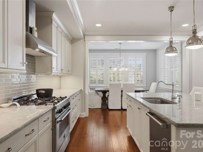 8916 Blakeney Drive, Charlotte, NC 28277.  MLS# CAR4435647, YatesRealty ID 58477. 