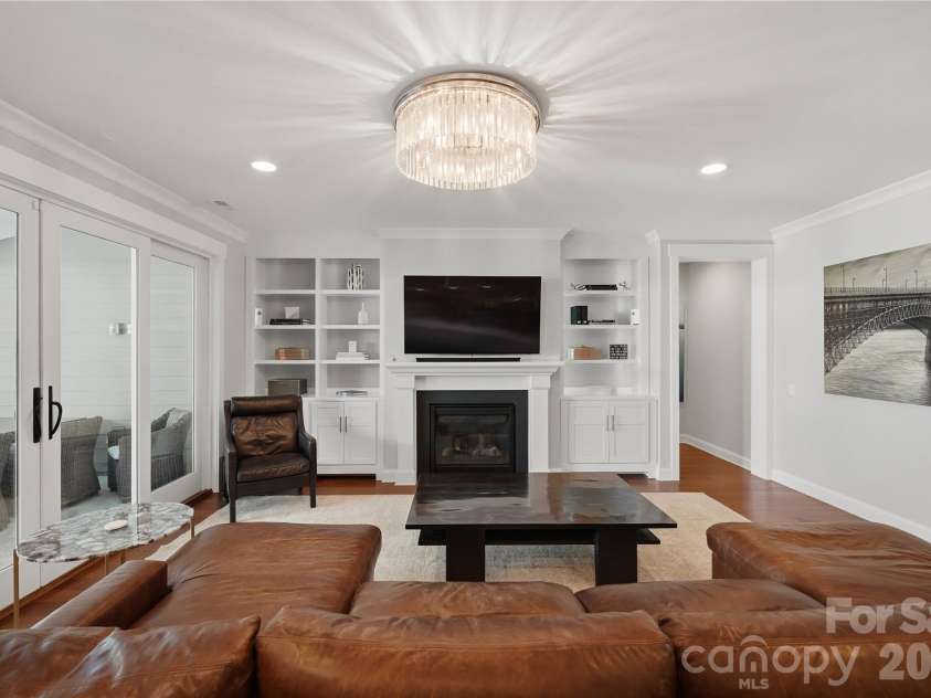 8916 Blakeney Drive, Charlotte, NC 28277.  MLS# CAR4435647, YatesRealty ID 58477. 