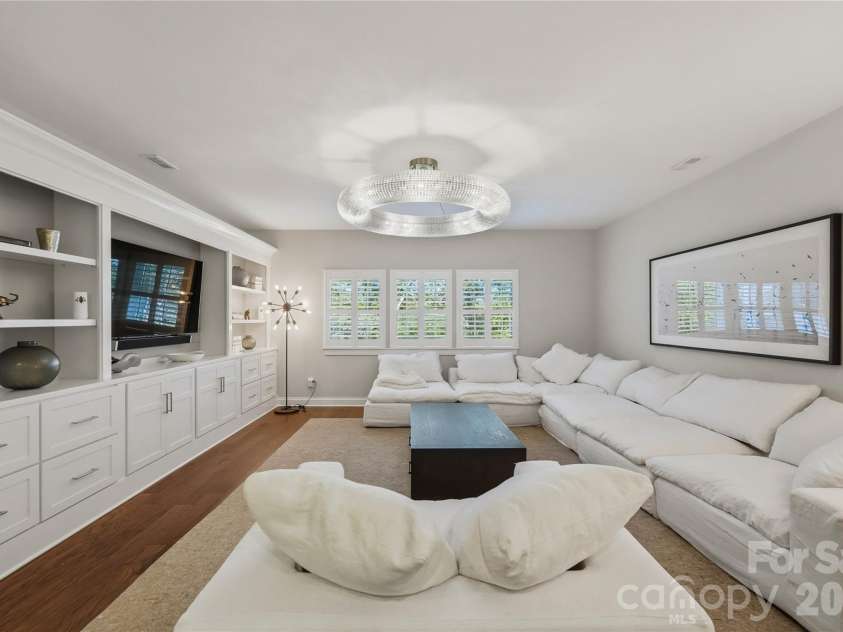 8916 Blakeney Drive, Charlotte, NC 28277.  MLS# CAR4435647, YatesRealty ID 58477. 