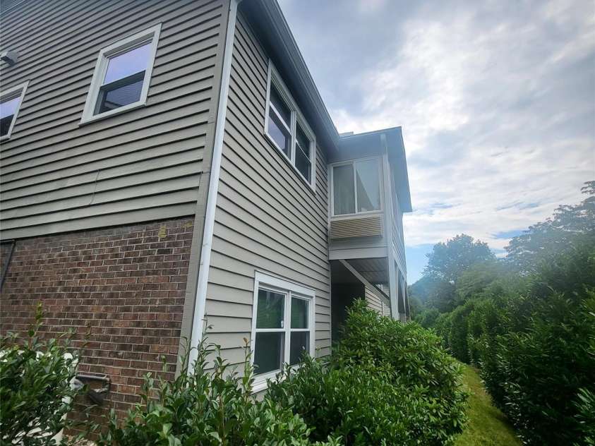 35 Cedarcliff Circle, Asheville, NC 28803.  MLS# CAR4350702, YatesRealty ID 5848. 