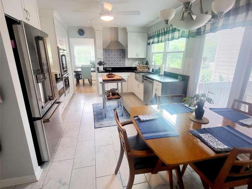 35 Cedarcliff Circle, Asheville, NC 28803.  MLS# CAR4350702, YatesRealty ID 5848. 