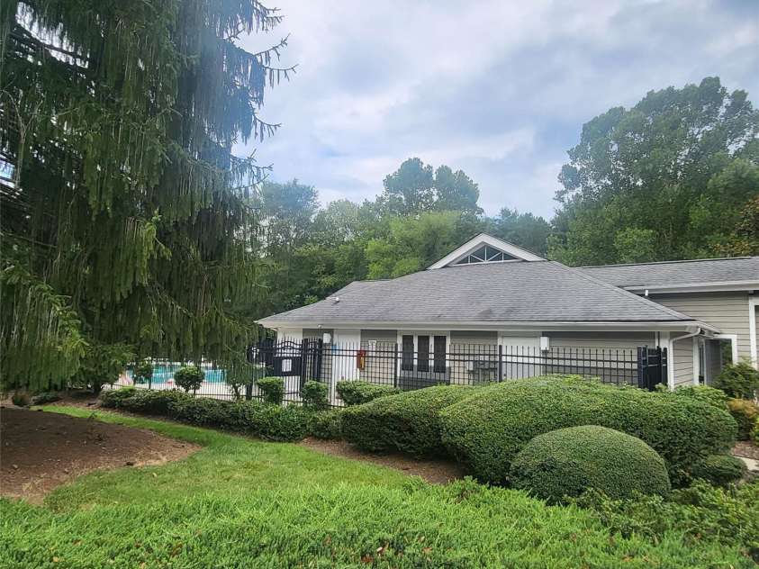 35 Cedarcliff Circle, Asheville, NC 28803.  MLS# CAR4350702, YatesRealty ID 5848. 