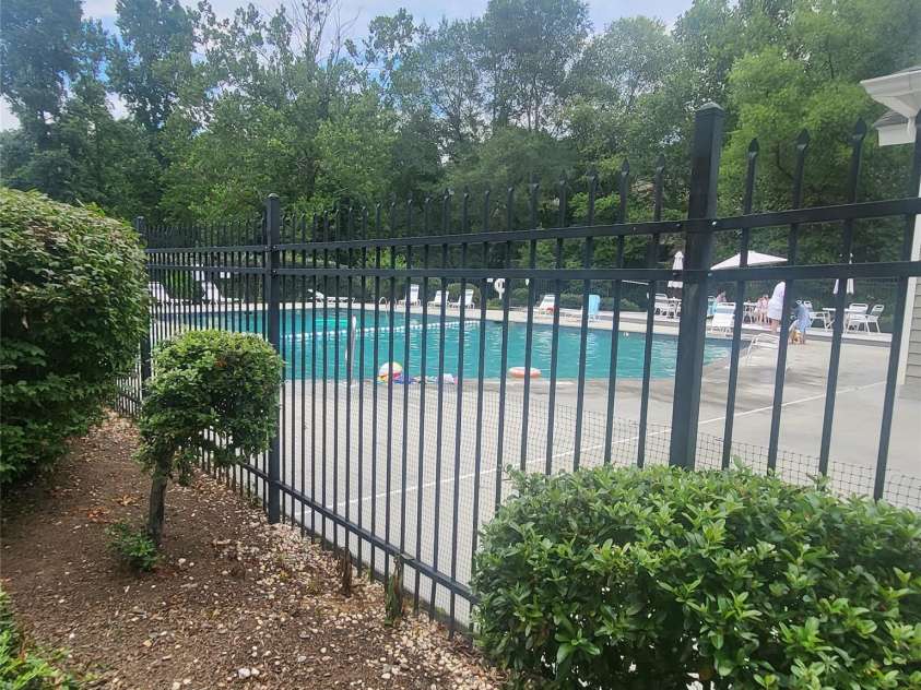 35 Cedarcliff Circle, Asheville, NC 28803.  MLS# CAR4350702, YatesRealty ID 5848. 