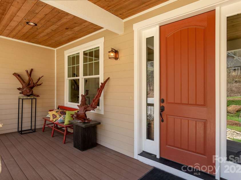 66 Manorwood Court, Flat Rock, NC 28731.  MLS# CAR4234657, YatesRealty ID 5848. 