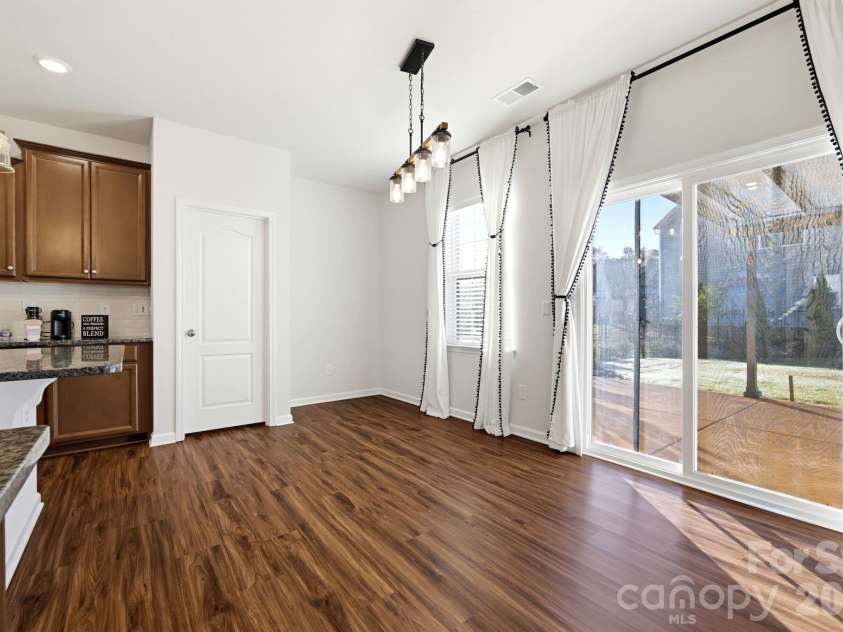 13529 Napoleon Drive, Charlotte, NC 28273.  MLS# CAR4435265, YatesRealty ID 58481. 