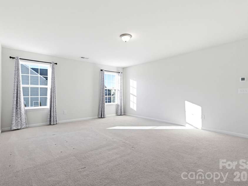 13529 Napoleon Drive, Charlotte, NC 28273.  MLS# CAR4435265, YatesRealty ID 58481. 