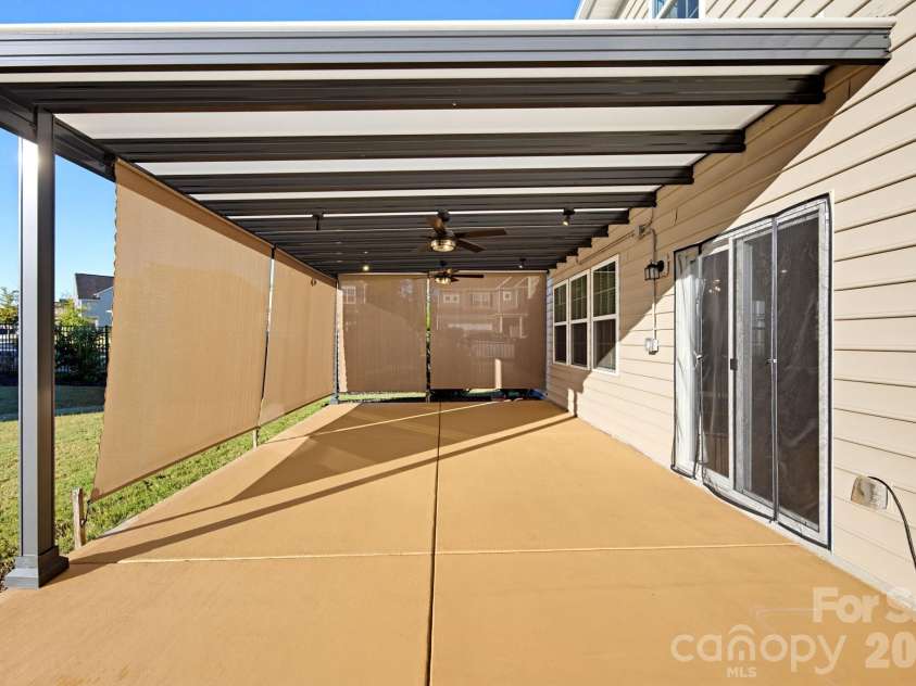 13529 Napoleon Drive, Charlotte, NC 28273.  MLS# CAR4435265, YatesRealty ID 58481. 