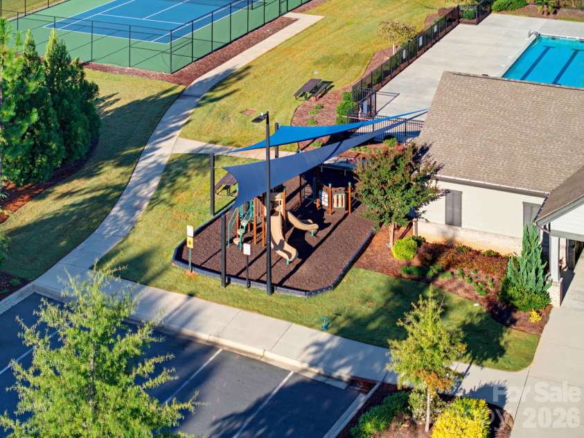 13529 Napoleon Drive, Charlotte, NC 28273.  MLS# CAR4435265, YatesRealty ID 58481. 