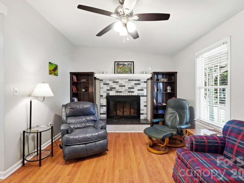 1509 Yellowstone Court, Gastonia, NC 28054.  MLS# CAR4435947, YatesRealty ID 58483. 