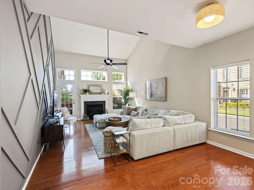 5904 Union Pacific Avenue, Charlotte, NC 28210.  MLS# CAR4435841, YatesRealty ID 58486. 