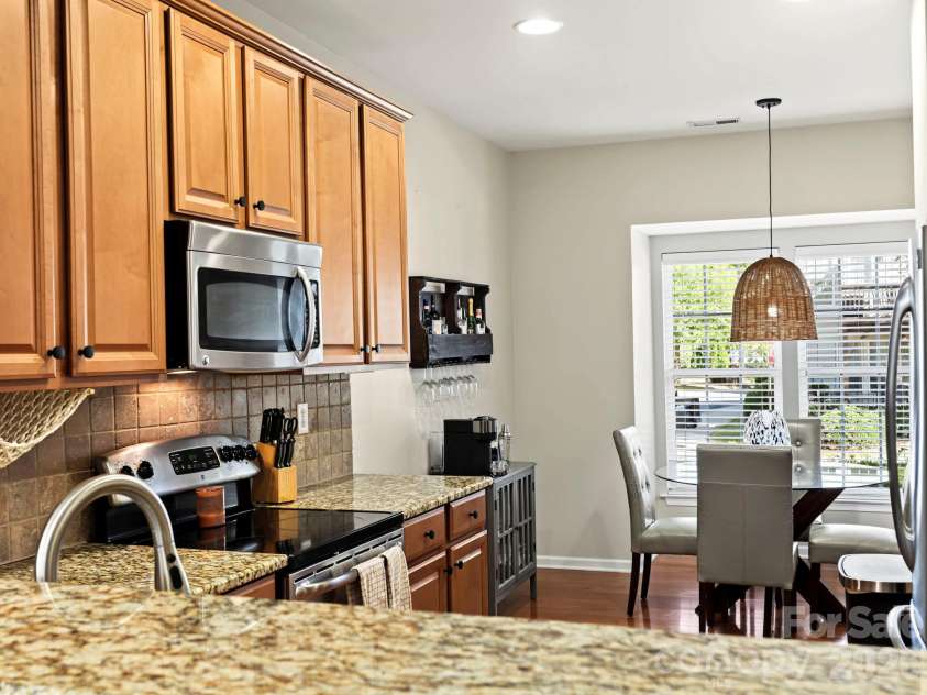 5904 Union Pacific Avenue, Charlotte, NC 28210.  MLS# CAR4435841, YatesRealty ID 58486. 