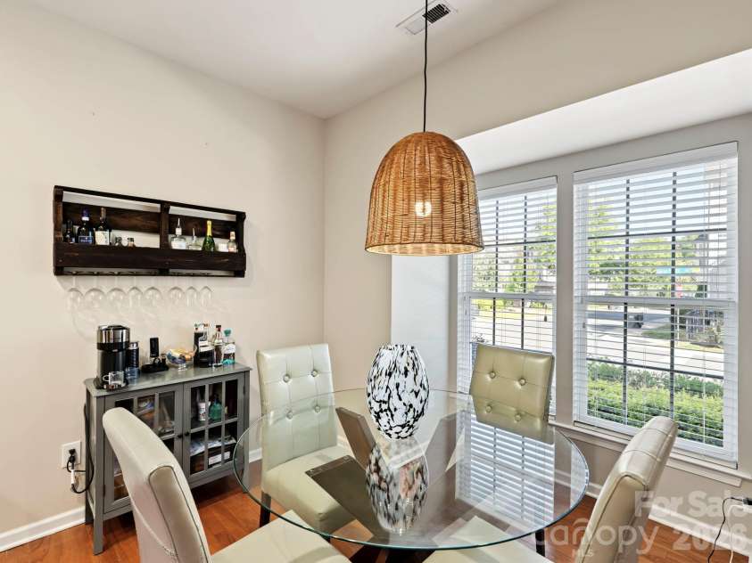 5904 Union Pacific Avenue, Charlotte, NC 28210.  MLS# CAR4435841, YatesRealty ID 58486. 