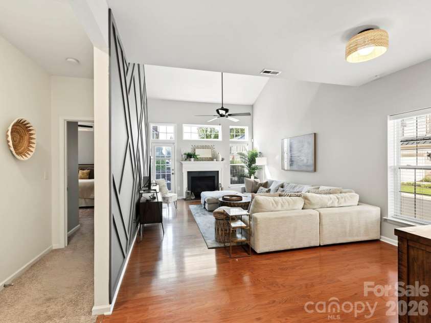 5904 Union Pacific Avenue, Charlotte, NC 28210.  MLS# CAR4435841, YatesRealty ID 58486. 