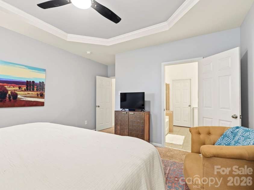 5904 Union Pacific Avenue, Charlotte, NC 28210.  MLS# CAR4435841, YatesRealty ID 58486. 
