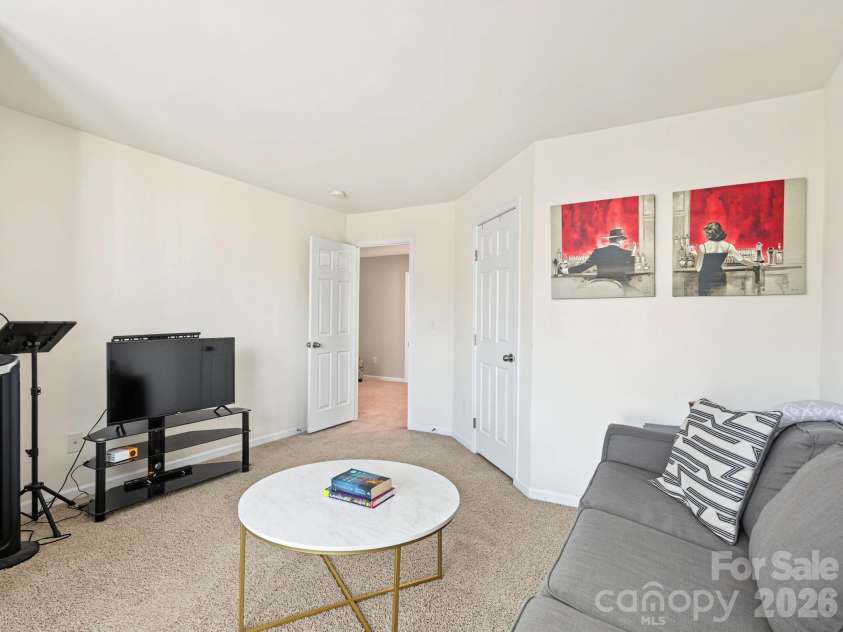 5904 Union Pacific Avenue, Charlotte, NC 28210.  MLS# CAR4435841, YatesRealty ID 58486. 