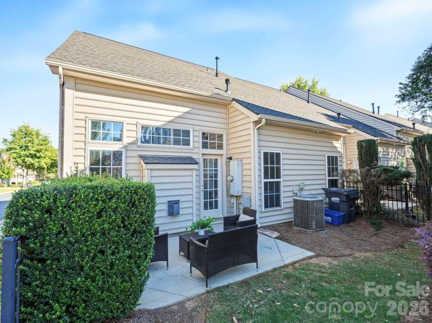 5904 Union Pacific Avenue, Charlotte, NC 28210.  MLS# CAR4435841, YatesRealty ID 58486. 