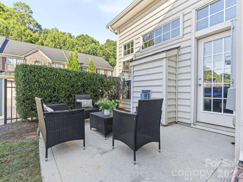 5904 Union Pacific Avenue, Charlotte, NC 28210.  MLS# CAR4435841, YatesRealty ID 58486. 