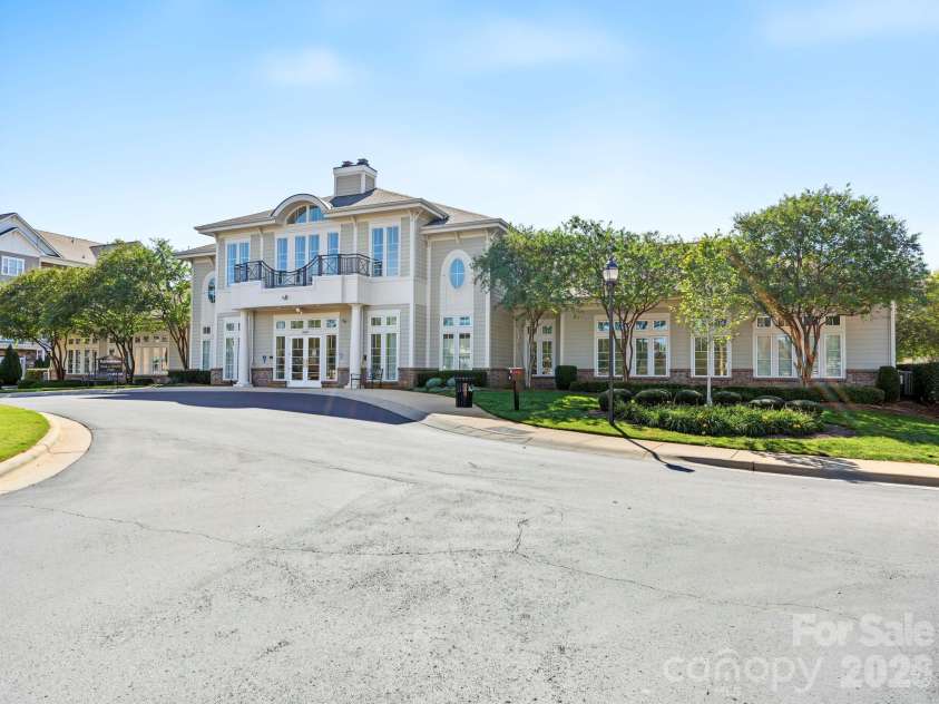 5904 Union Pacific Avenue, Charlotte, NC 28210.  MLS# CAR4435841, YatesRealty ID 58486. 