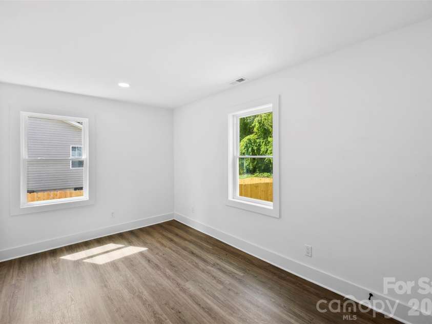 2942 Reid Avenue, Charlotte, NC 28208.  MLS# CAR4437077, YatesRealty ID 58487. Bedroom #3
