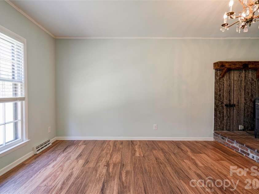 431 Main Street, Shelby, NC 28152.  MLS# CAR4359765, YatesRealty ID 5849. 