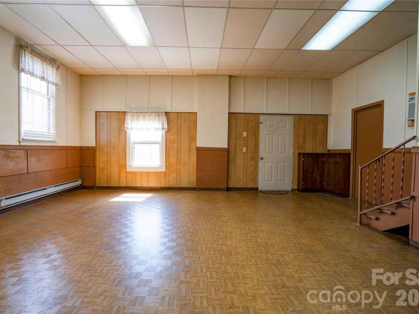431 Main Street, Shelby, NC 28152.  MLS# CAR4359765, YatesRealty ID 5849. 