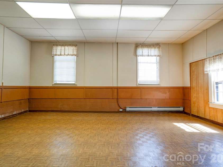 431 Main Street, Shelby, NC 28152.  MLS# CAR4359765, YatesRealty ID 5849. 