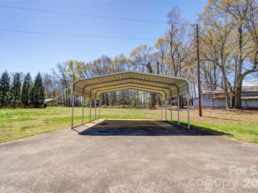 431 Main Street, Shelby, NC 28152.  MLS# CAR4359765, YatesRealty ID 5849. 