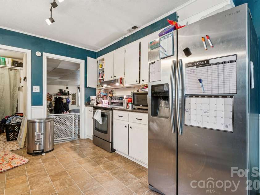 321 Rollingwood Drive, Stanley, NC 28164.  MLS# CAR4431485, YatesRealty ID 58496. 