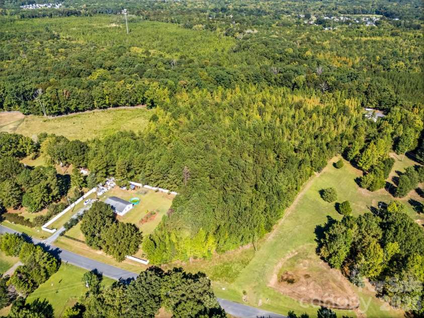7215 Cunningham Lane, Indian Trail, NC 28079.  MLS# CAR4433374, YatesRealty ID 58499. 