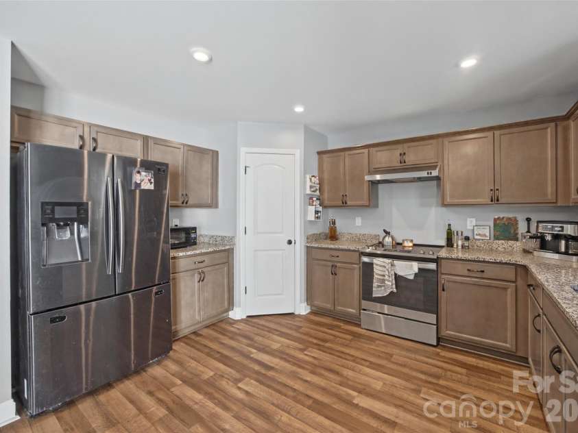 7215 Cunningham Lane, Indian Trail, NC 28079.  MLS# CAR4433374, YatesRealty ID 58499. 