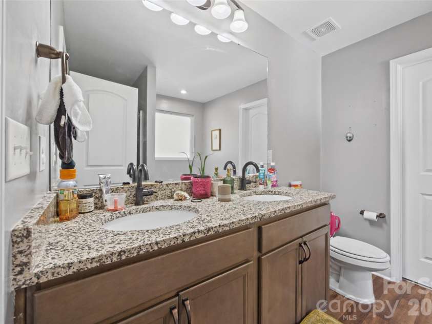 7215 Cunningham Lane, Indian Trail, NC 28079.  MLS# CAR4433374, YatesRealty ID 58499. 