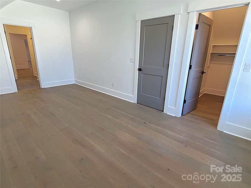 405 19th Avenue Circle, Hickory, NC 28601.  MLS# CAR4201802, YatesRealty ID 585. Upper bedroom