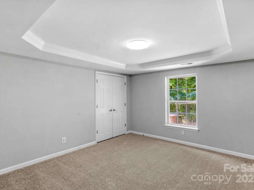 233 Proctor Street, Gastonia, NC 28052.  MLS# CAR4222468, YatesRealty ID 5850. 233 Proctor