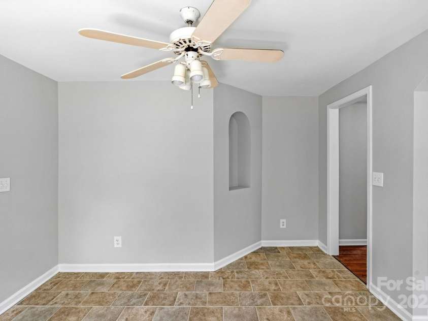 233 Proctor Street, Gastonia, NC 28052.  MLS# CAR4222468, YatesRealty ID 5850. 233 Proctor