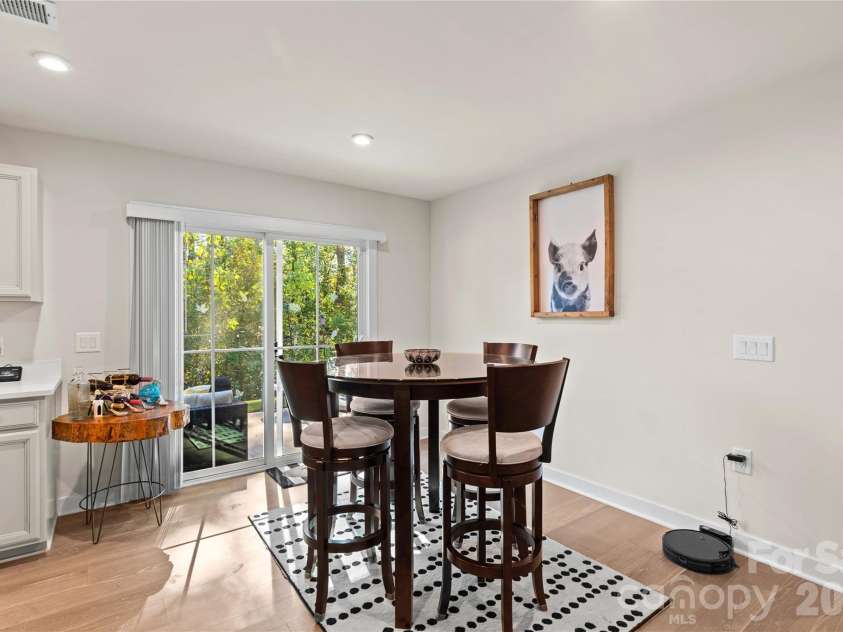 4208 Jones Creek Lane, Charlotte, NC 28215.  MLS# CAR4433644, YatesRealty ID 58501. 