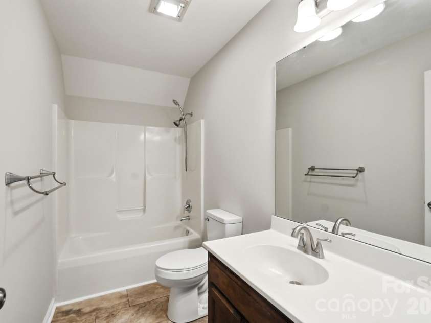 2322 Beaver Pond Road, Kannapolis, NC 28083.  MLS# CAR4390314, YatesRealty ID 58503. 