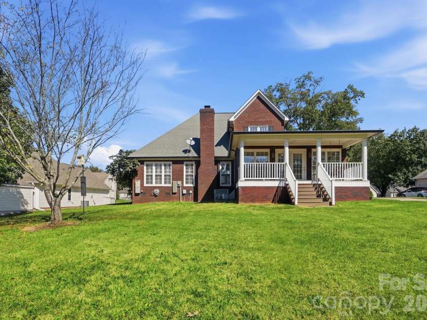2322 Beaver Pond Road, Kannapolis, NC 28083.  MLS# CAR4390314, YatesRealty ID 58503. 