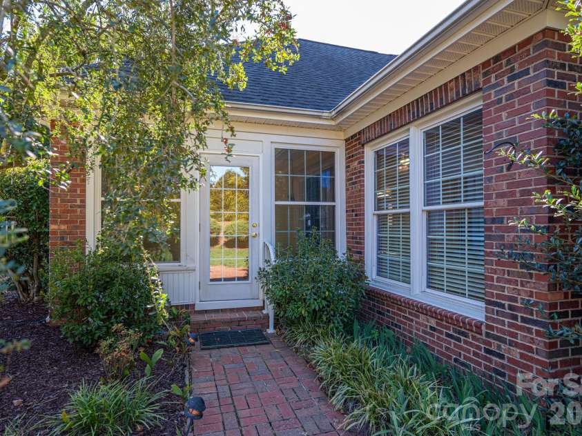 3657 Bryantcole Way, Gastonia, NC 28056.  MLS# CAR4435001, YatesRealty ID 58512. 