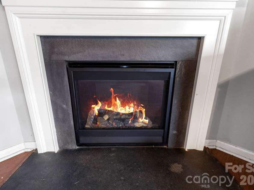 4012 Long Arrow Drive, Concord, NC 28025.  MLS# CAR4437288, YatesRealty ID 58514. 