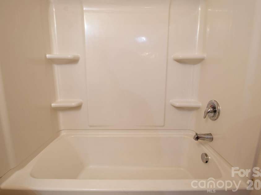 4012 Long Arrow Drive, Concord, NC 28025.  MLS# CAR4437288, YatesRealty ID 58514. 