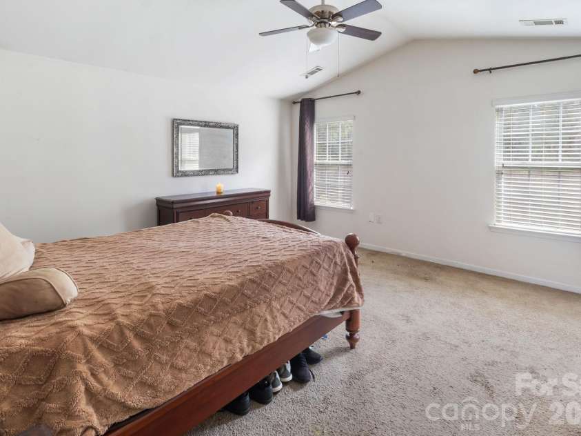 4012 Long Arrow Drive, Concord, NC 28025.  MLS# CAR4437288, YatesRealty ID 58514. 