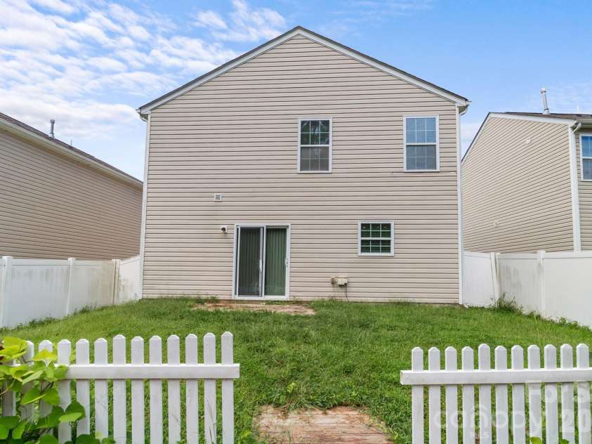 4012 Long Arrow Drive, Concord, NC 28025.  MLS# CAR4437288, YatesRealty ID 58514. 