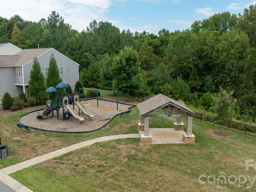 4012 Long Arrow Drive, Concord, NC 28025.  MLS# CAR4437288, YatesRealty ID 58514. 