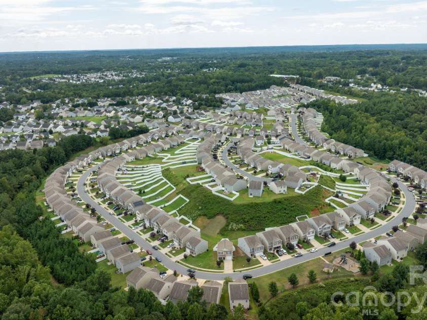 4012 Long Arrow Drive, Concord, NC 28025.  MLS# CAR4437288, YatesRealty ID 58514. 